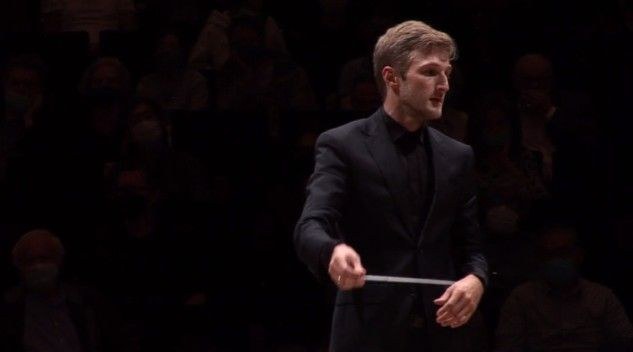 Andrei Feher conducts the Royal Conservatory Orchestra