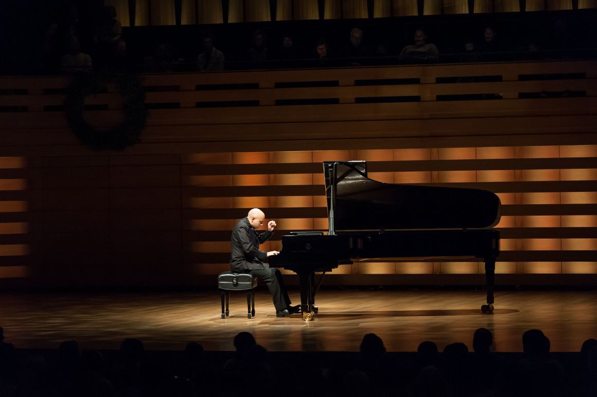 Stewart Goodyear performing in Koerner Hall